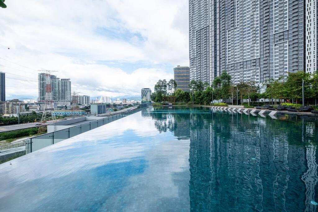 Apartment Mini Playground 10pax M Vertica Mrt Velocity Mall