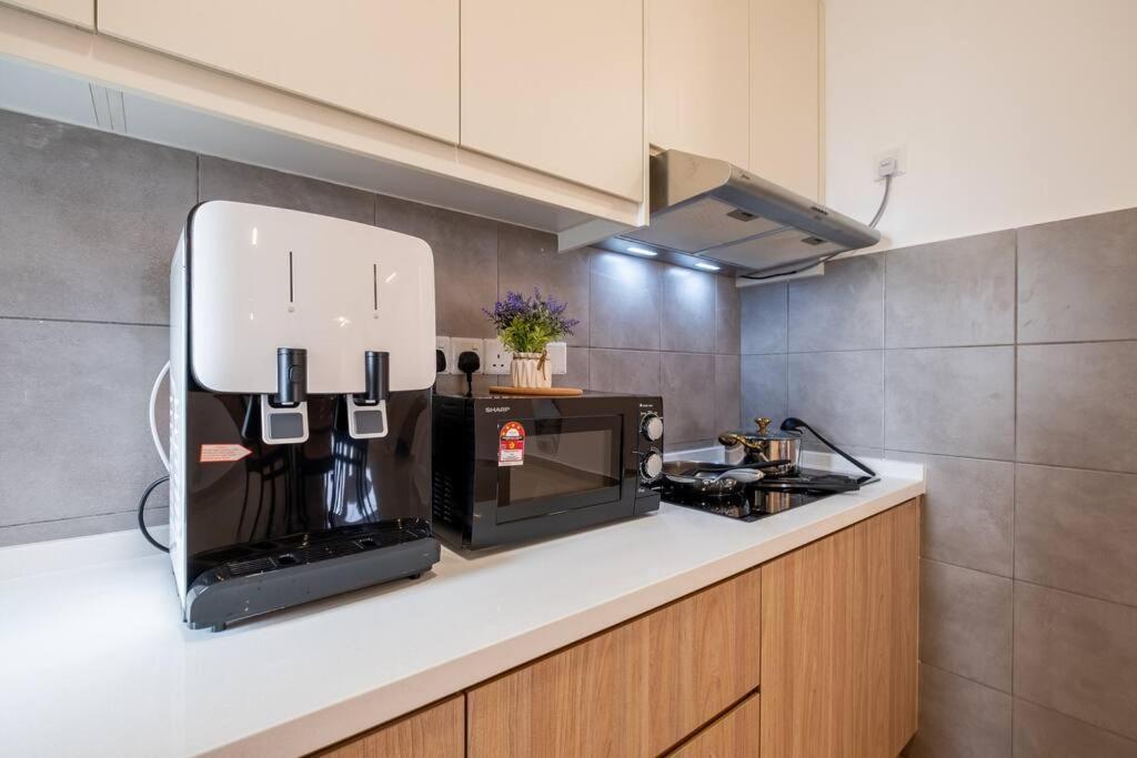 Apartment Mini Playground 10pax M Vertica Mrt Velocity Mall *